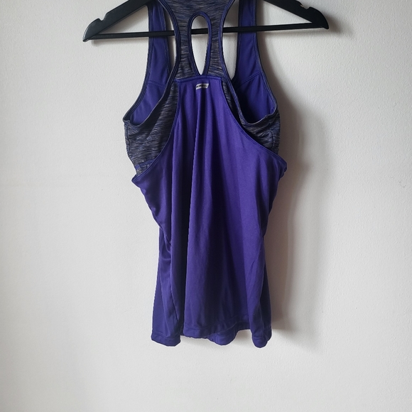 Sports top - Picture 4 of 5